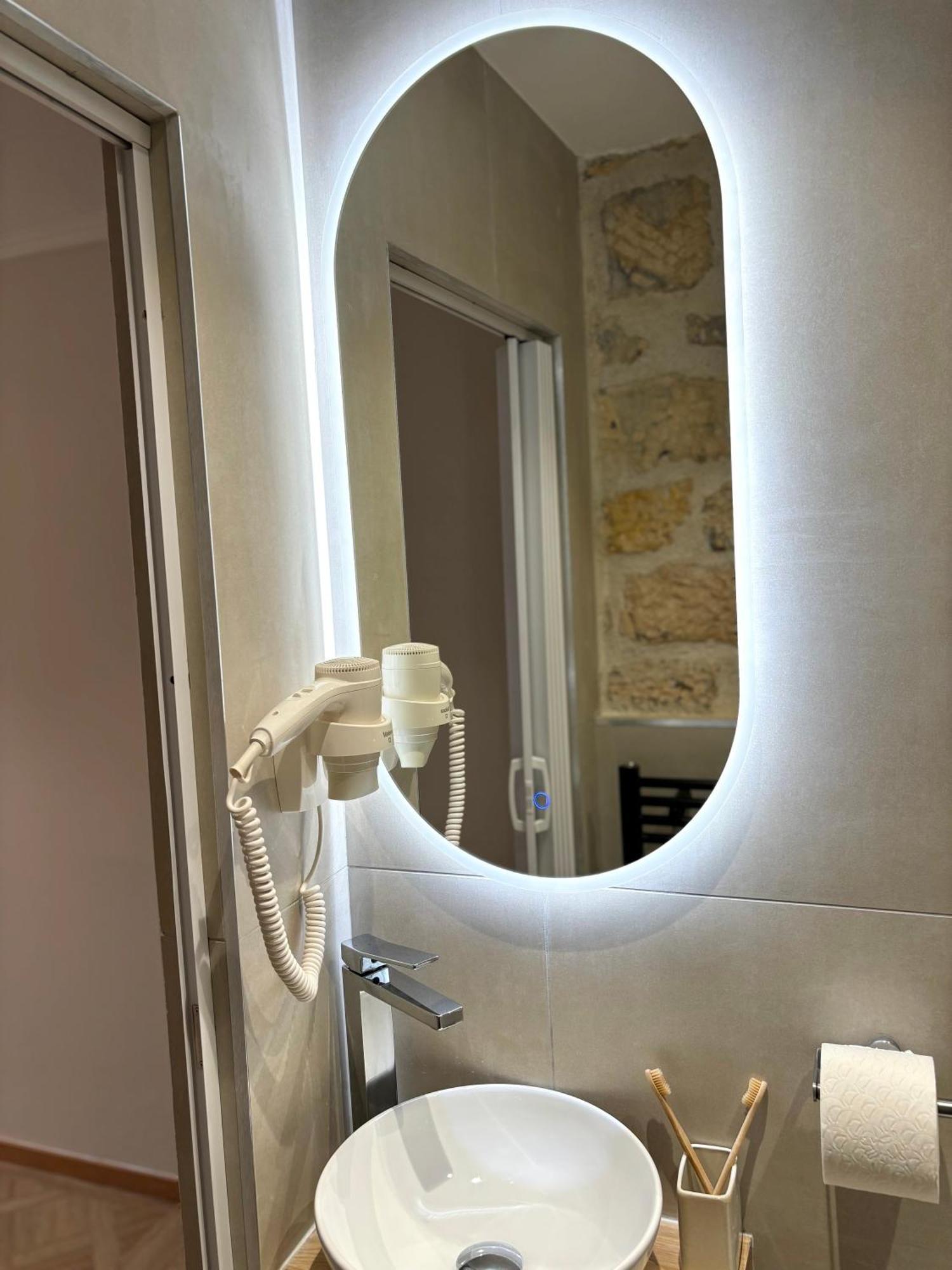 Hotel Paris Amore Экстерьер фото